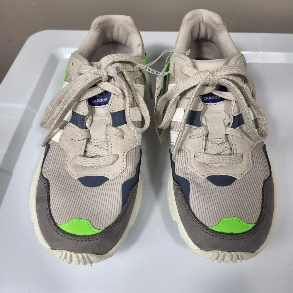 Adidas Yung-96 NWT Solar Green Men's Running/Walking Sneakers US Size 6, 2018